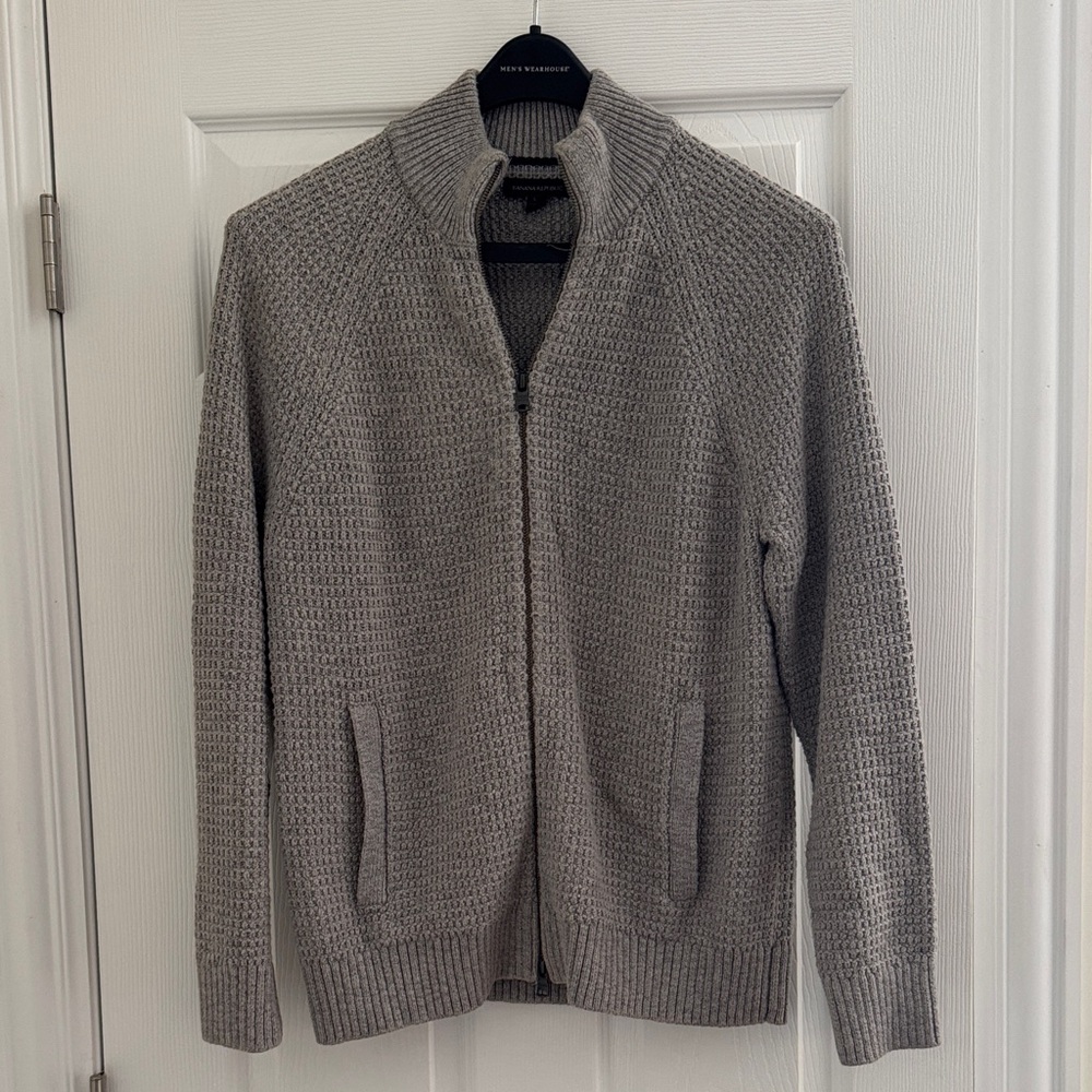 Banana Republic Men's Zip-Up Gray Sweater